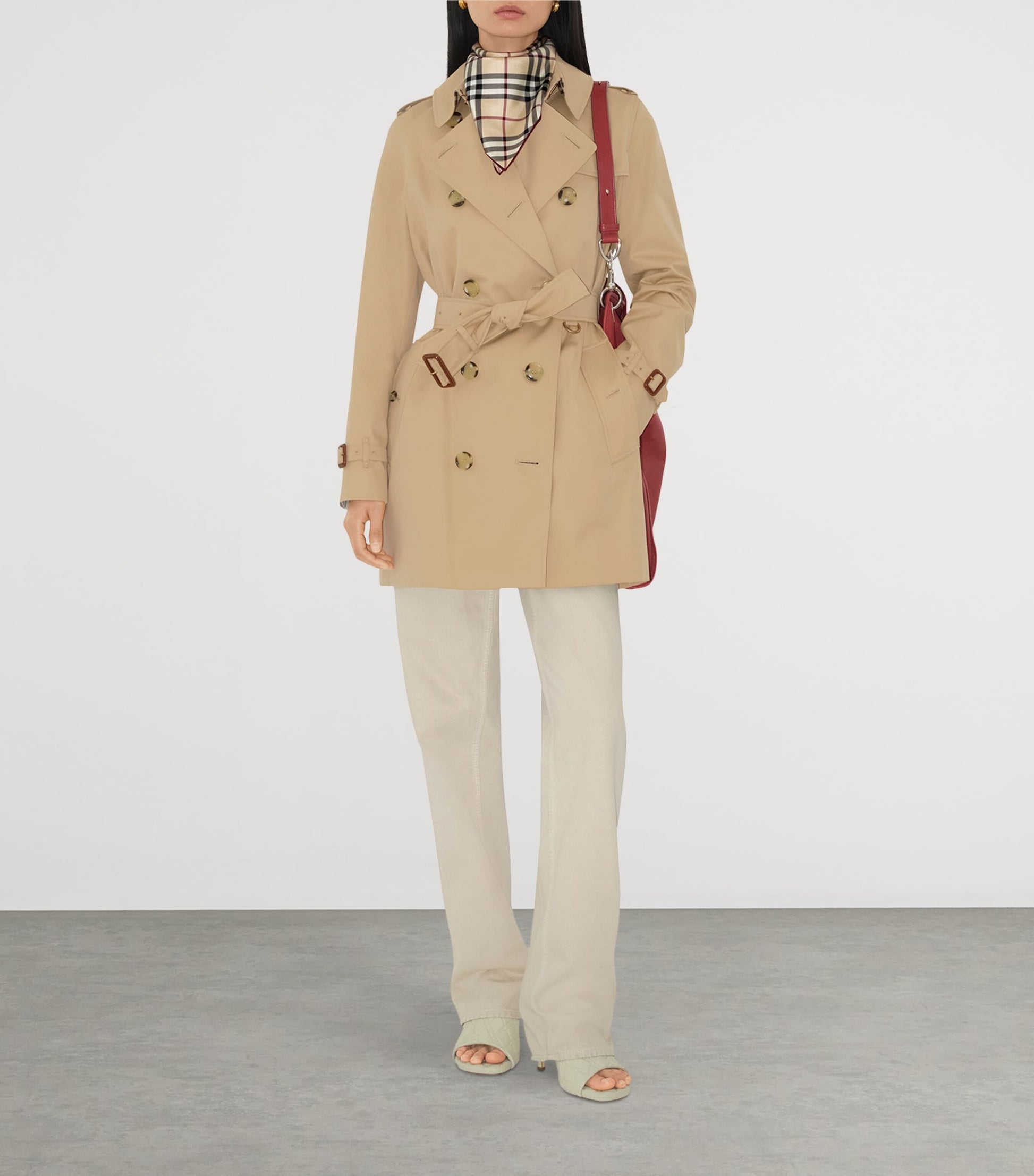 Burberry Gabardine Short Kensington Heritage Trench Coat