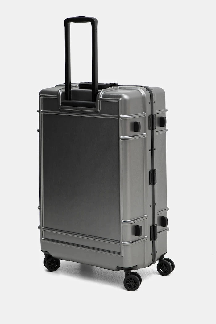 Куфар Eastpak Resist'R Case L 78x50x29 cm
