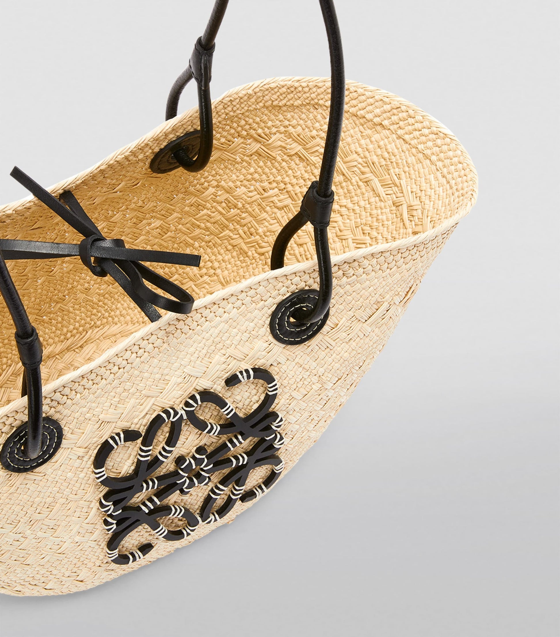 LOEWE Beige x Paula’s Ibiza Small Woven Anagram Basket Bag