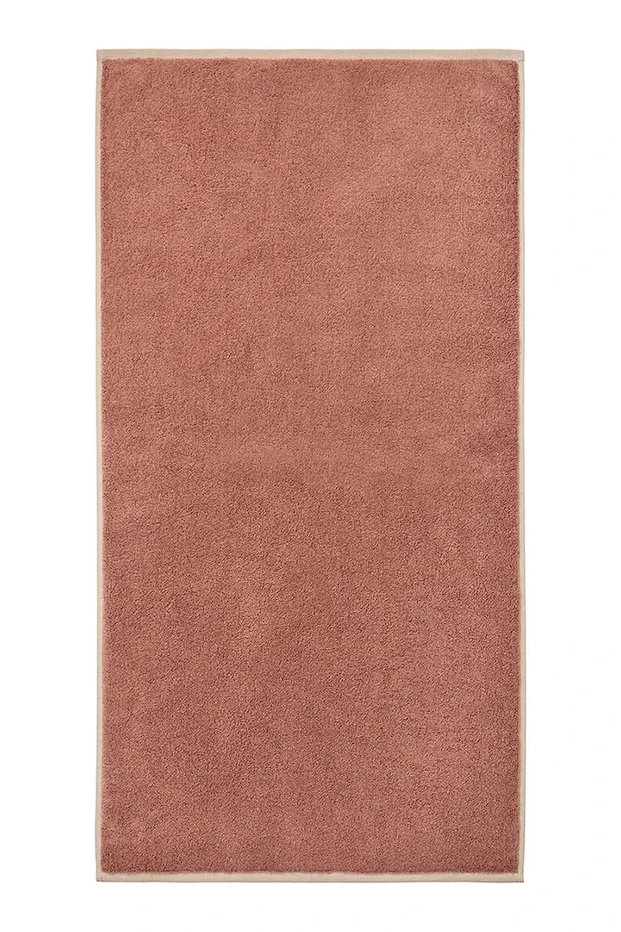 Ferm Living средноголяма памучна кърпа 70 x 140 cm
