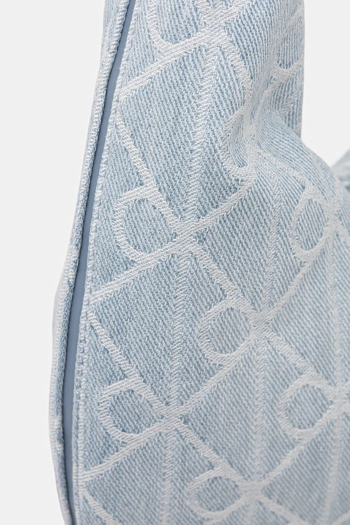 Calvin Klein kadın denim kruvasan çanta