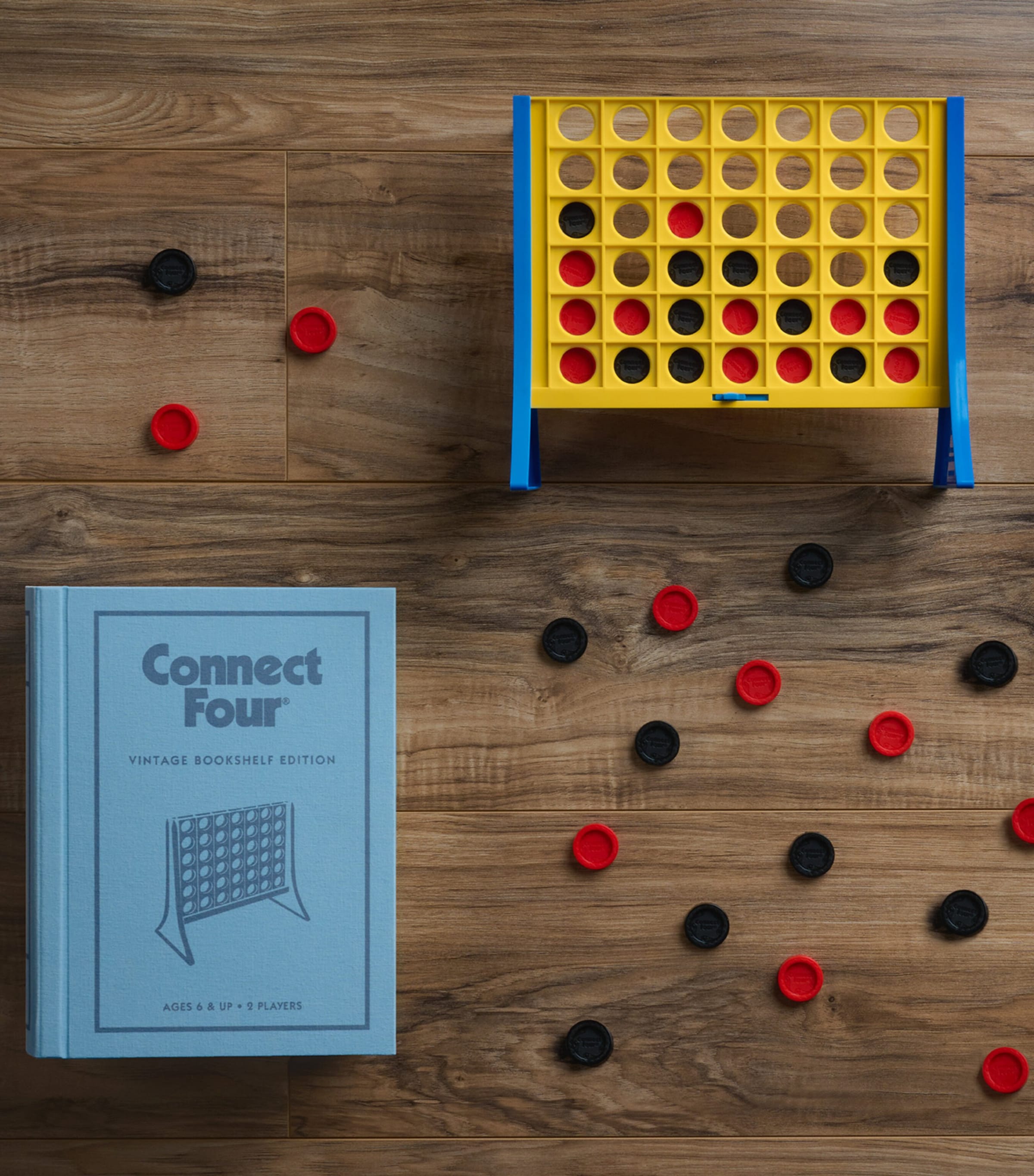 VINTAGE BOOKSHELF Connect Four Board Game
