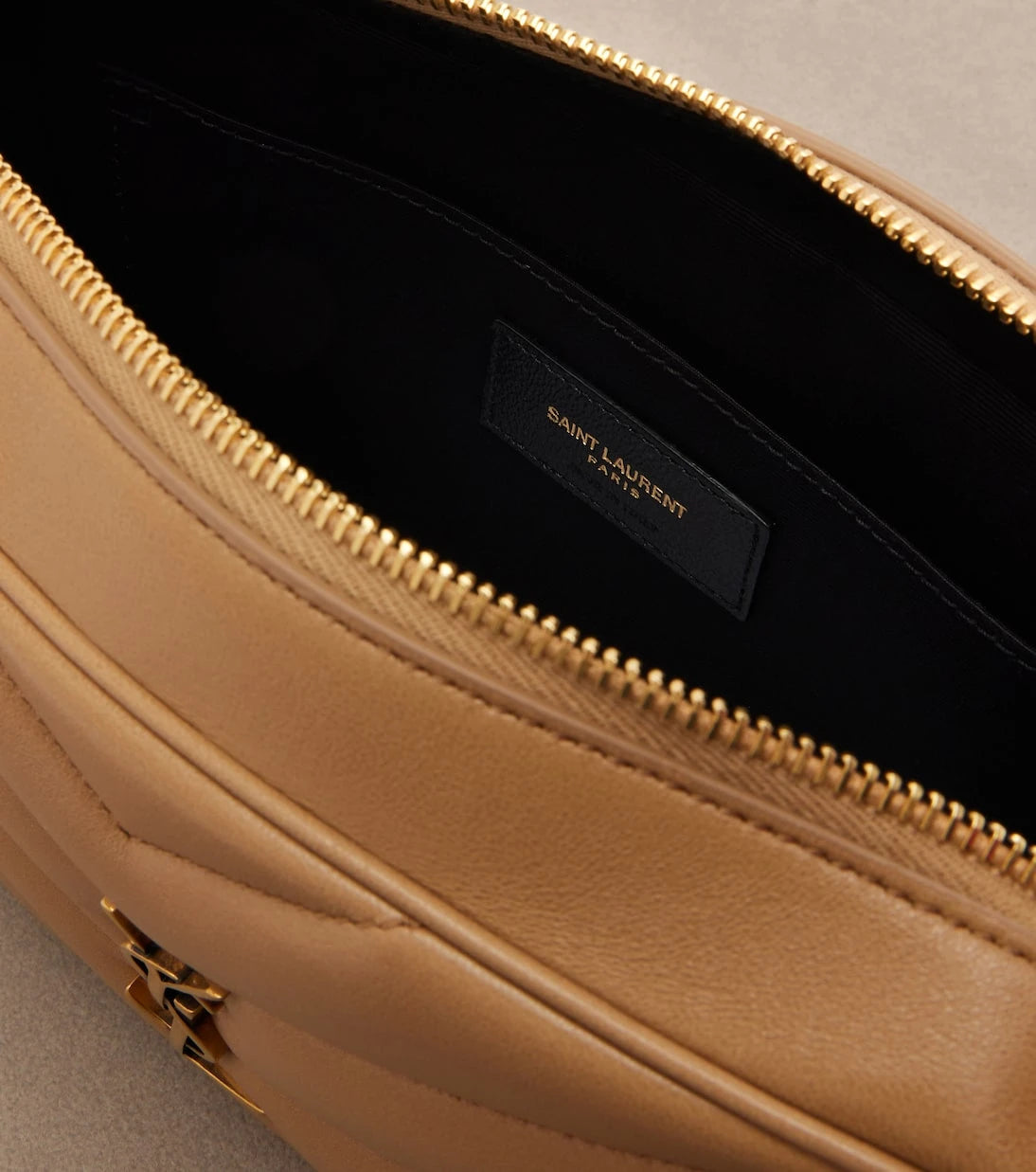 Saint Laurent - Loulou Medium leather camera bag