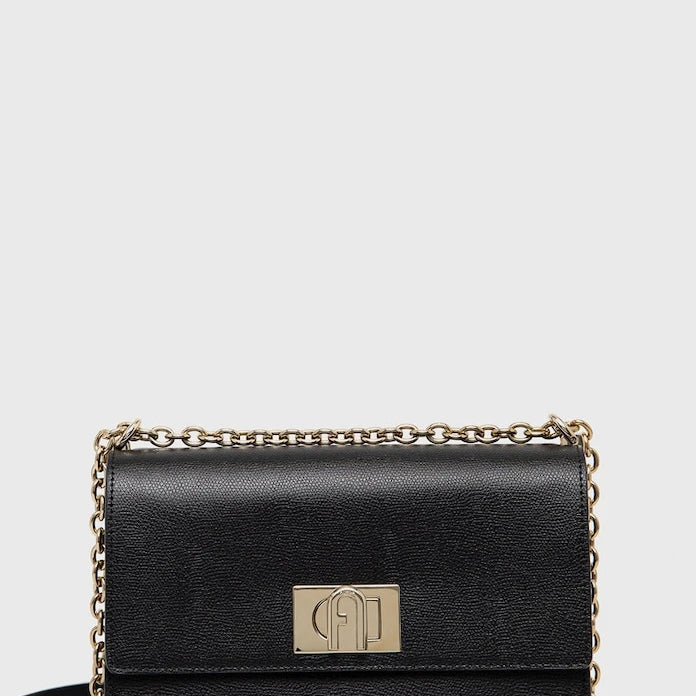Кожена чанта Furla