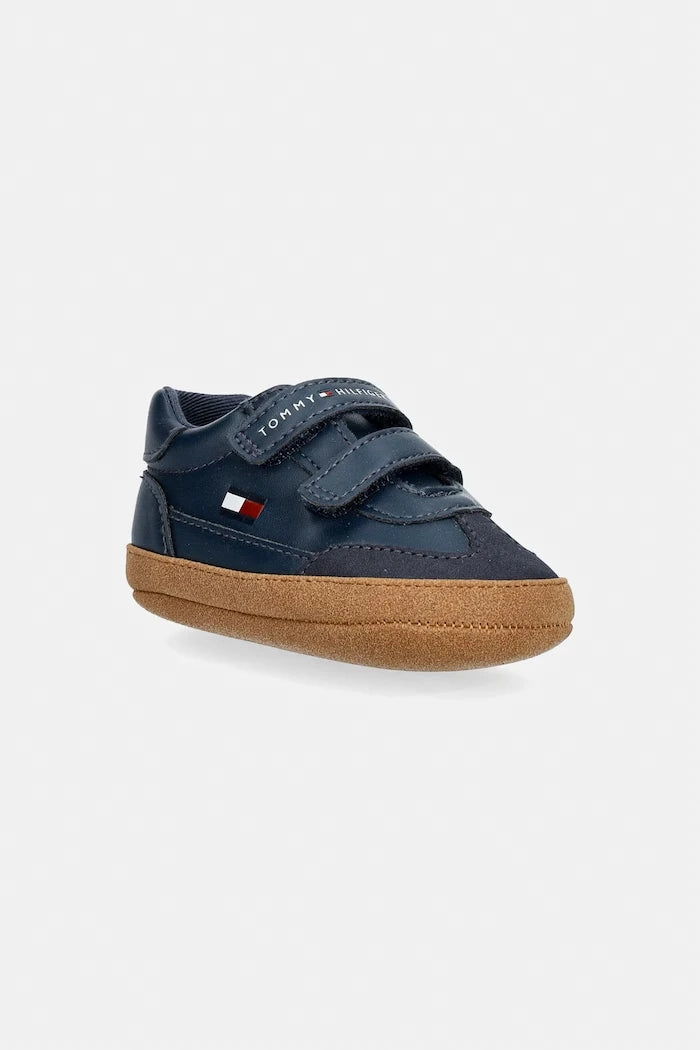 Tommy Hilfiger маратонки за бебе