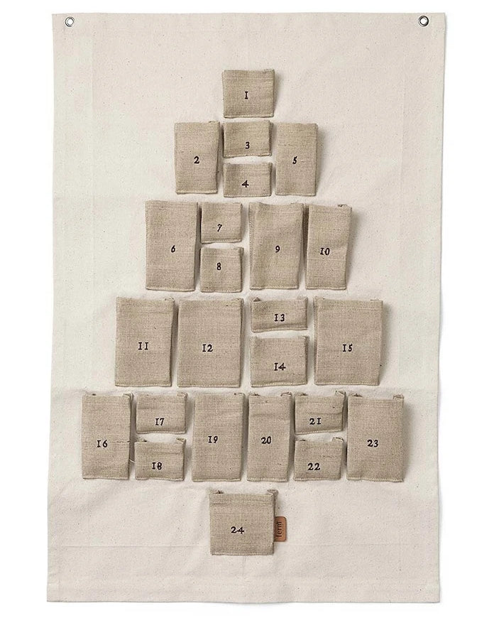 Çocuklar için Advent takvimi ferm LIVING Pine Christmas Calendar