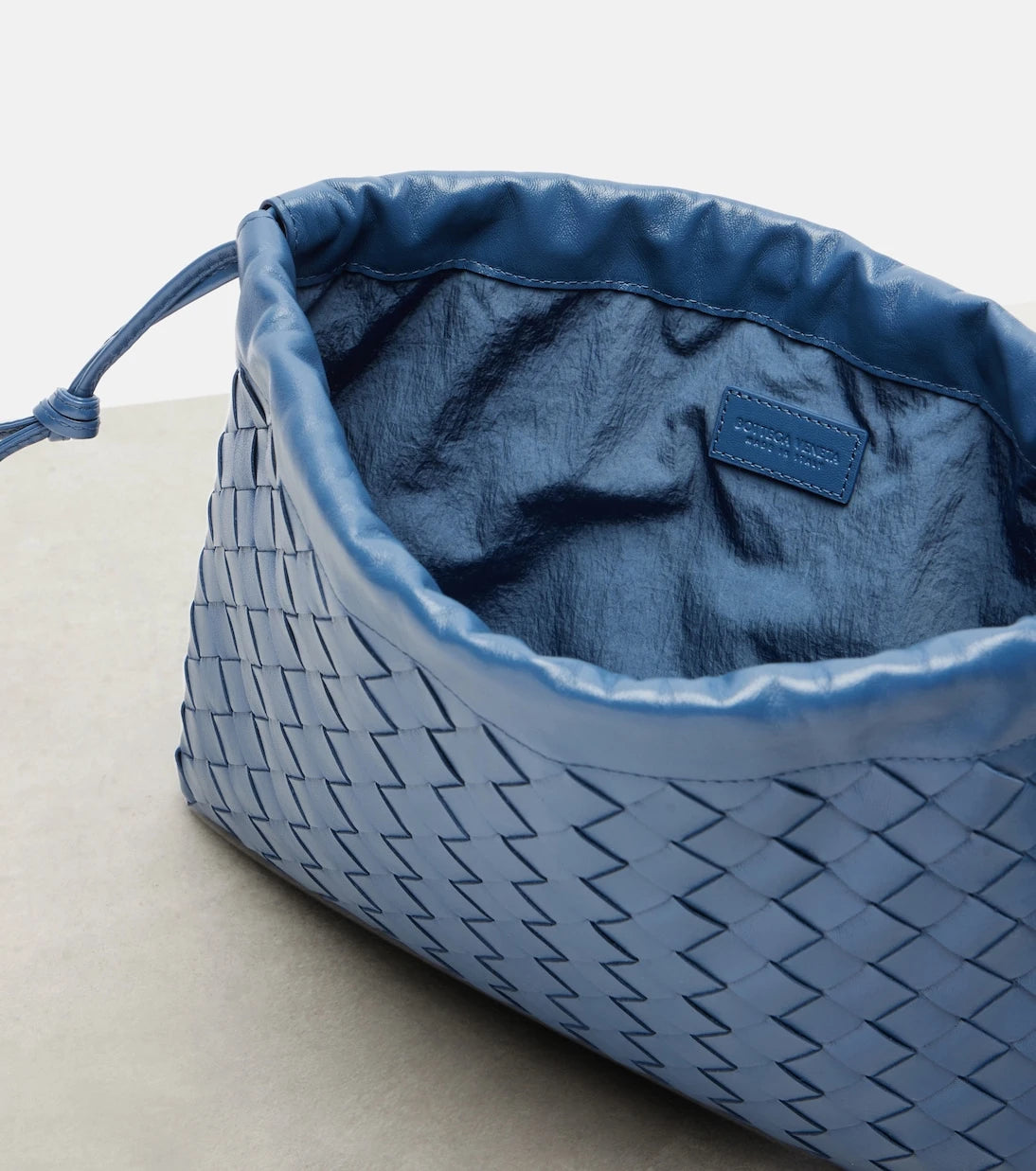 Bottega Veneta - Dustbag Intrecciato Medium leather pouch
