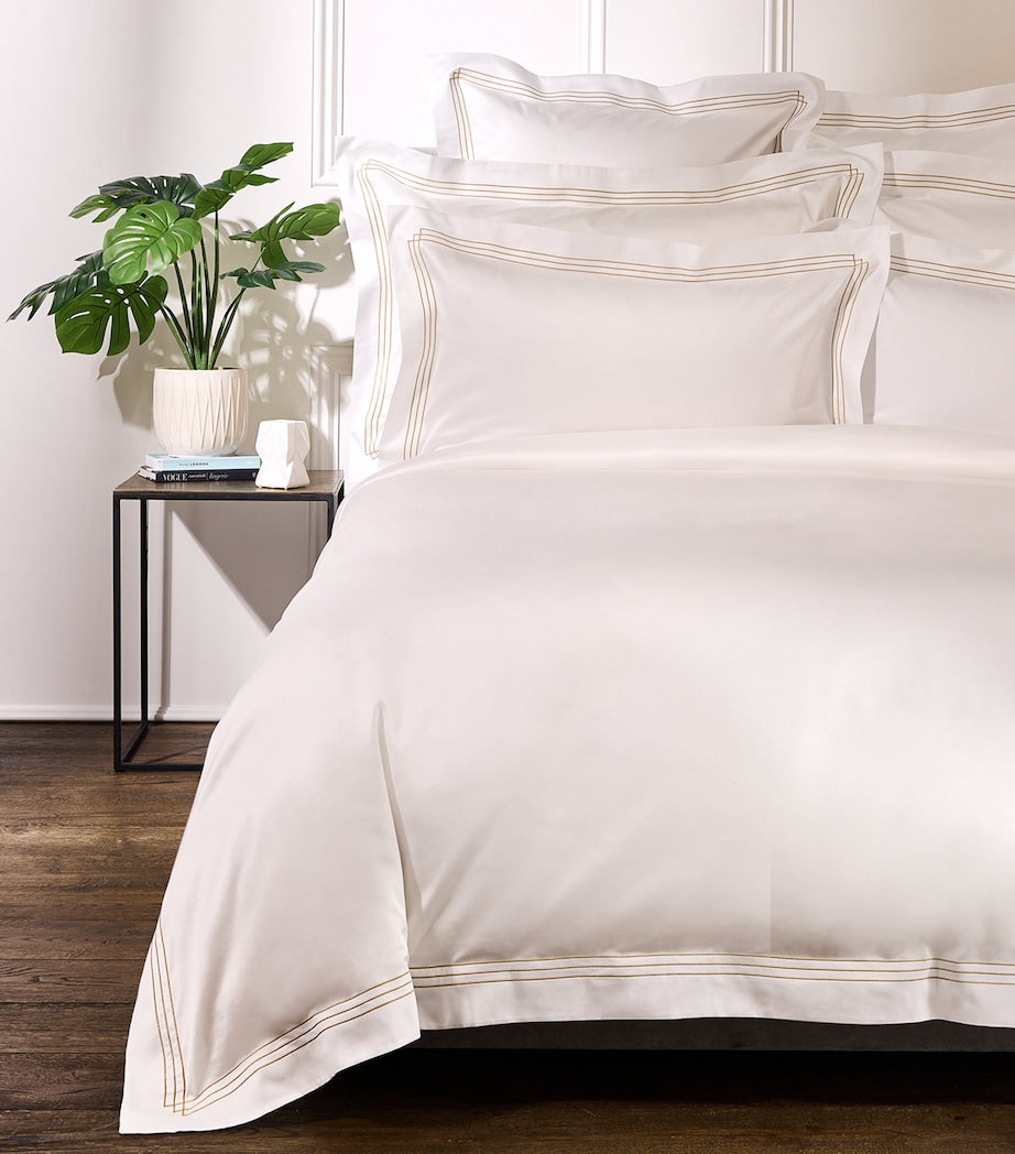 Quadra Super King Flat Sheet (270cm x 300cm)