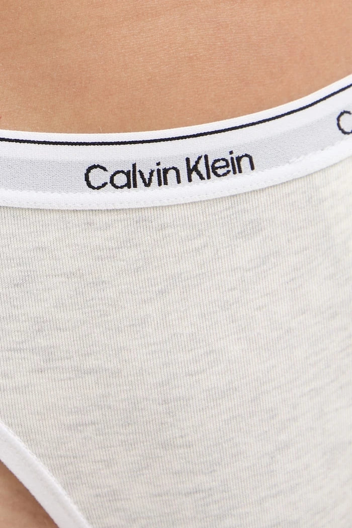 Calvin Klein Underwear kadın pamuk elastan string külot