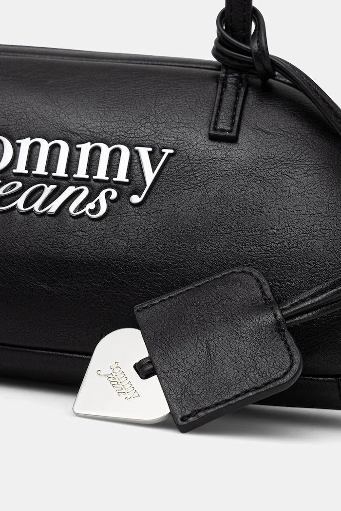 Tommy Jeans kadın suni deri baget çanta