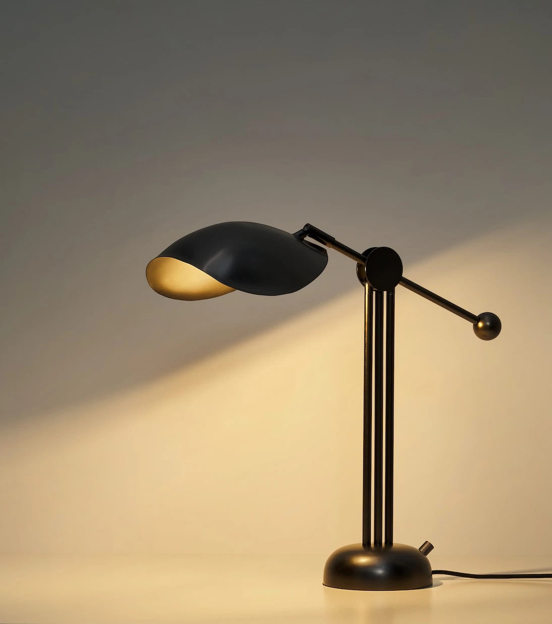 101 Copenhagen - Stingray table lamp
