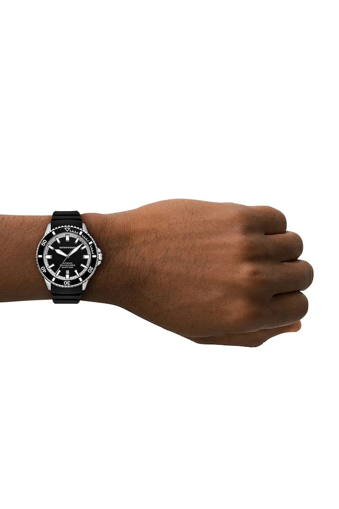 Часовник Emporio Armani