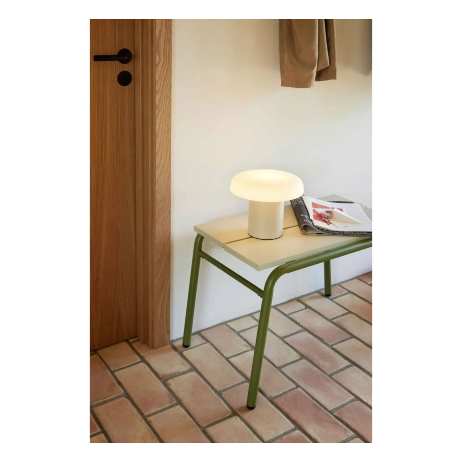 Hübsch - Atelier glass table lamp  | Sand