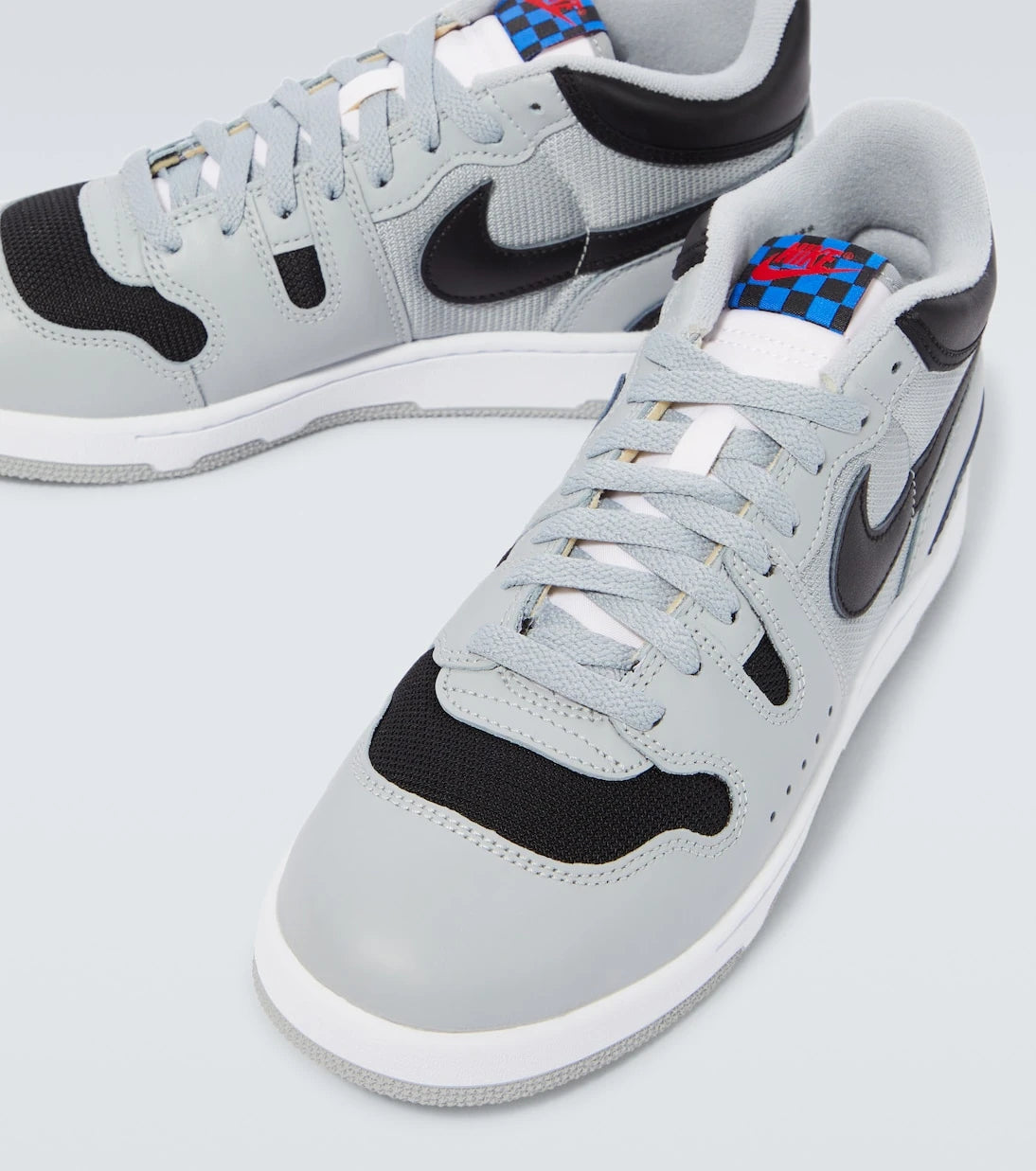 Nike - حذاء رياضي جلد Attack OG