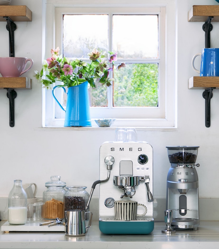 EMC02EGMUK Mini Pro Espresso Machine