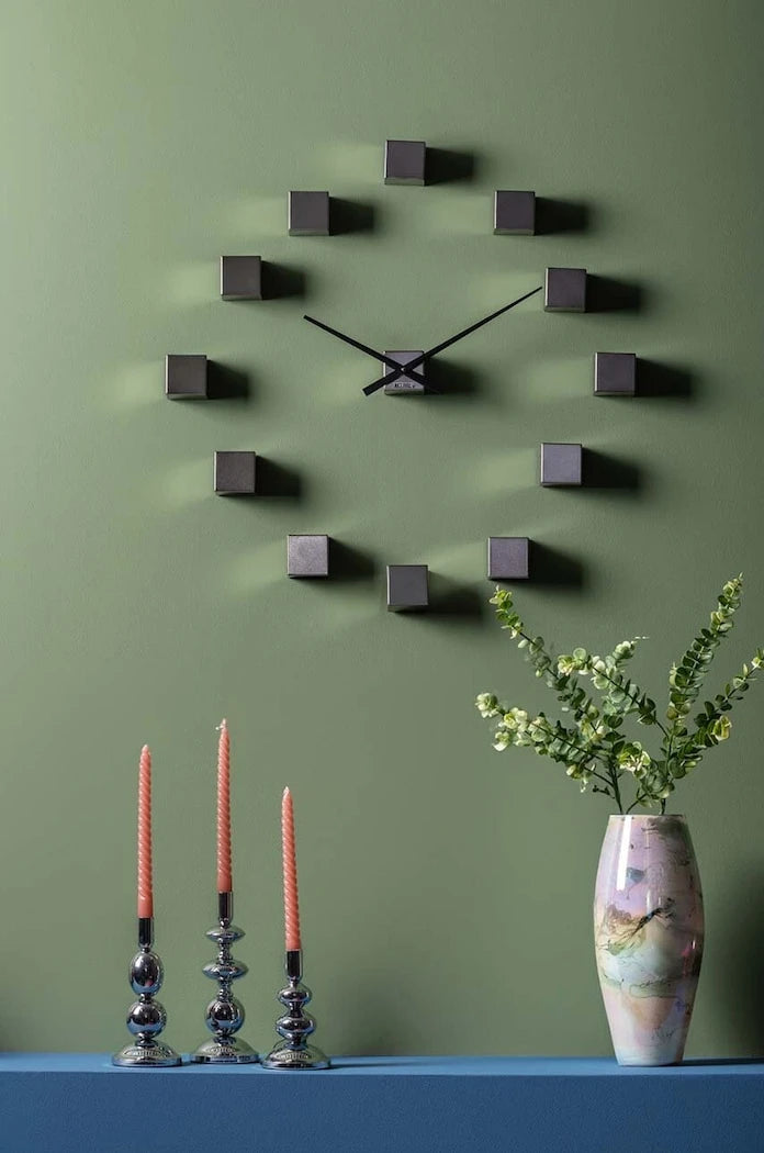 Стенен часовник Karlsson DIY Cubic Metallic