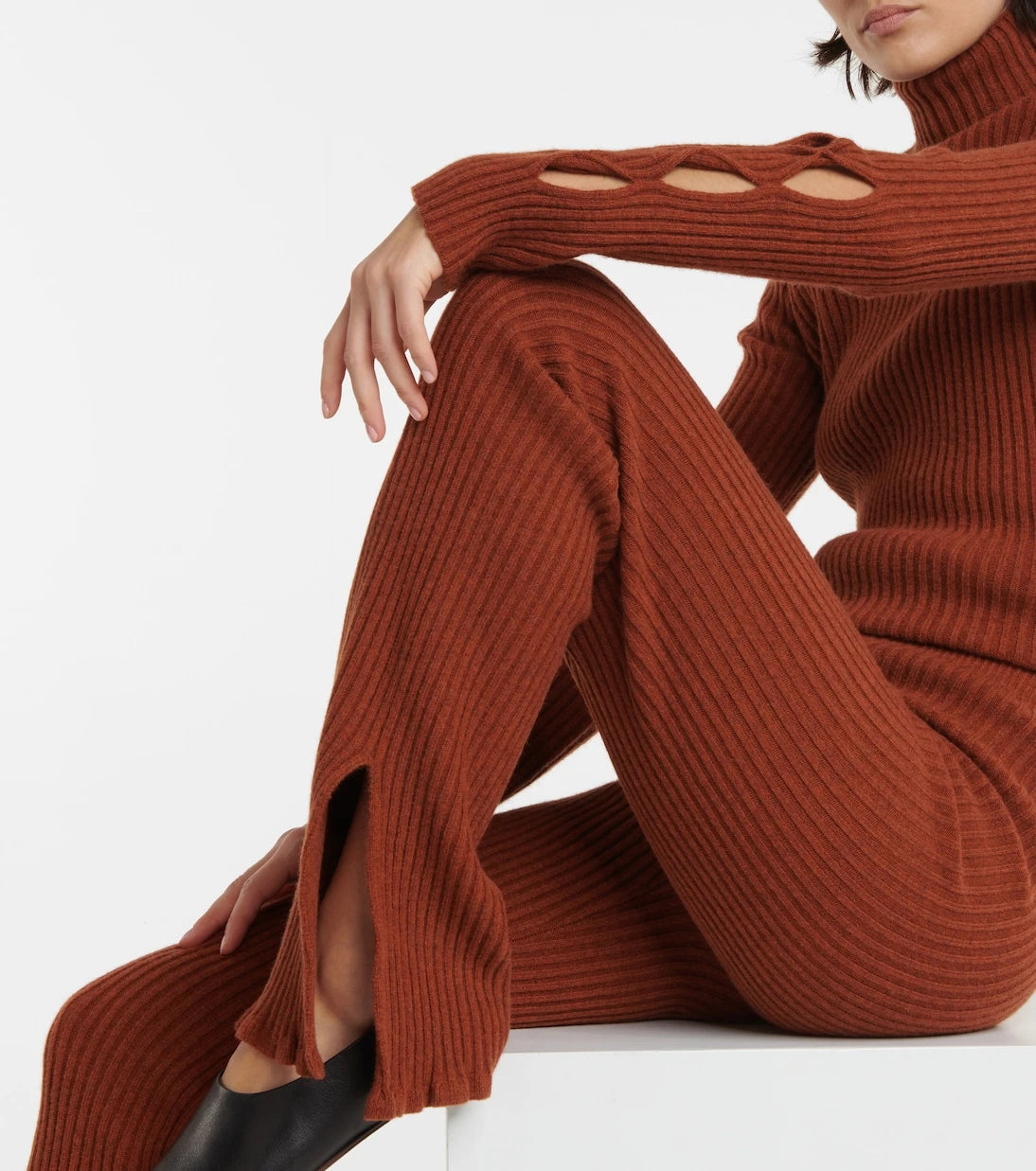 Victoria Beckham - Ribbed-knit wool-blend flared pants