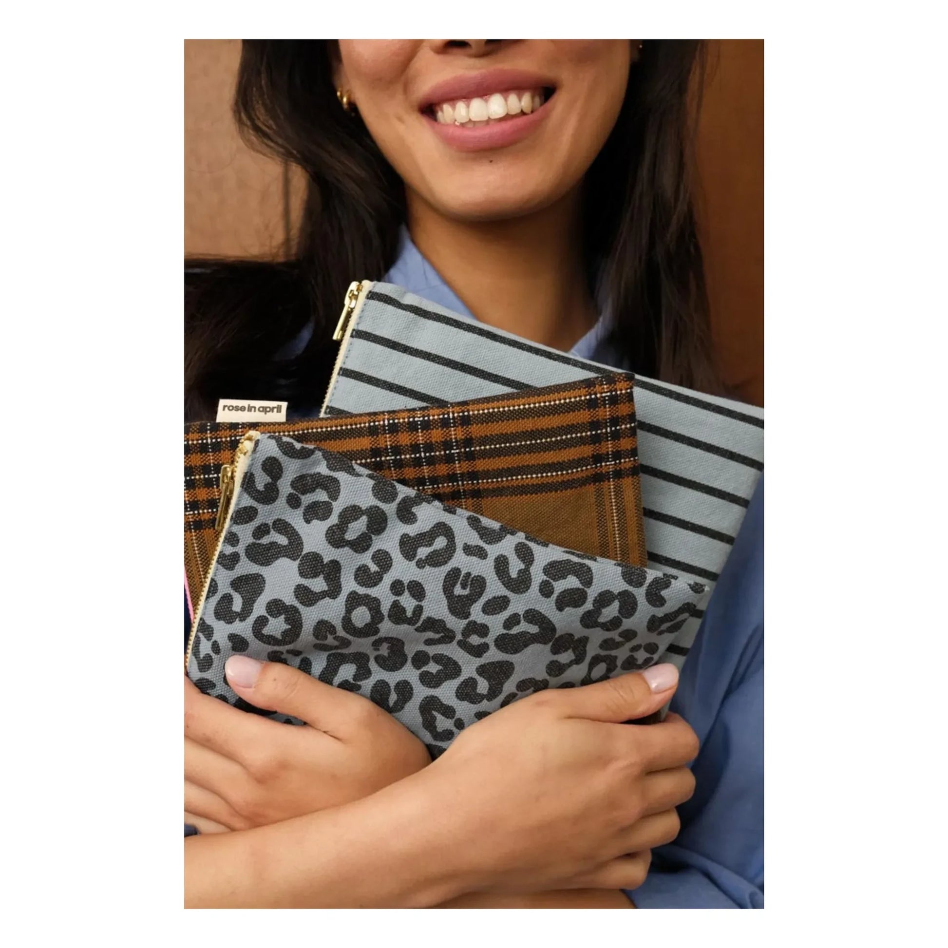 Rose in April - Lili Graou clutch bag | Blue