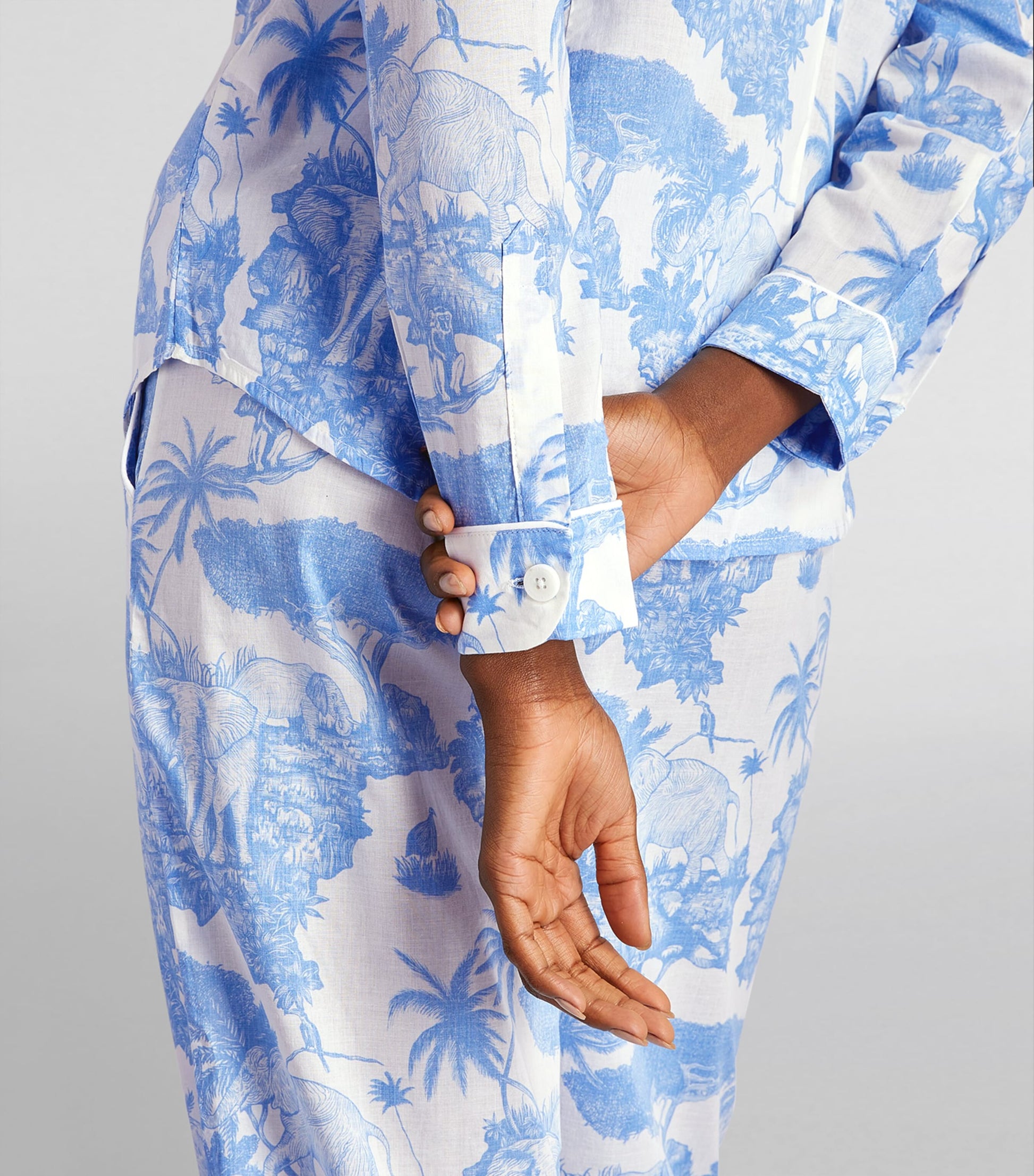 Desmond & Dempsey Blue Long Pyjama Set