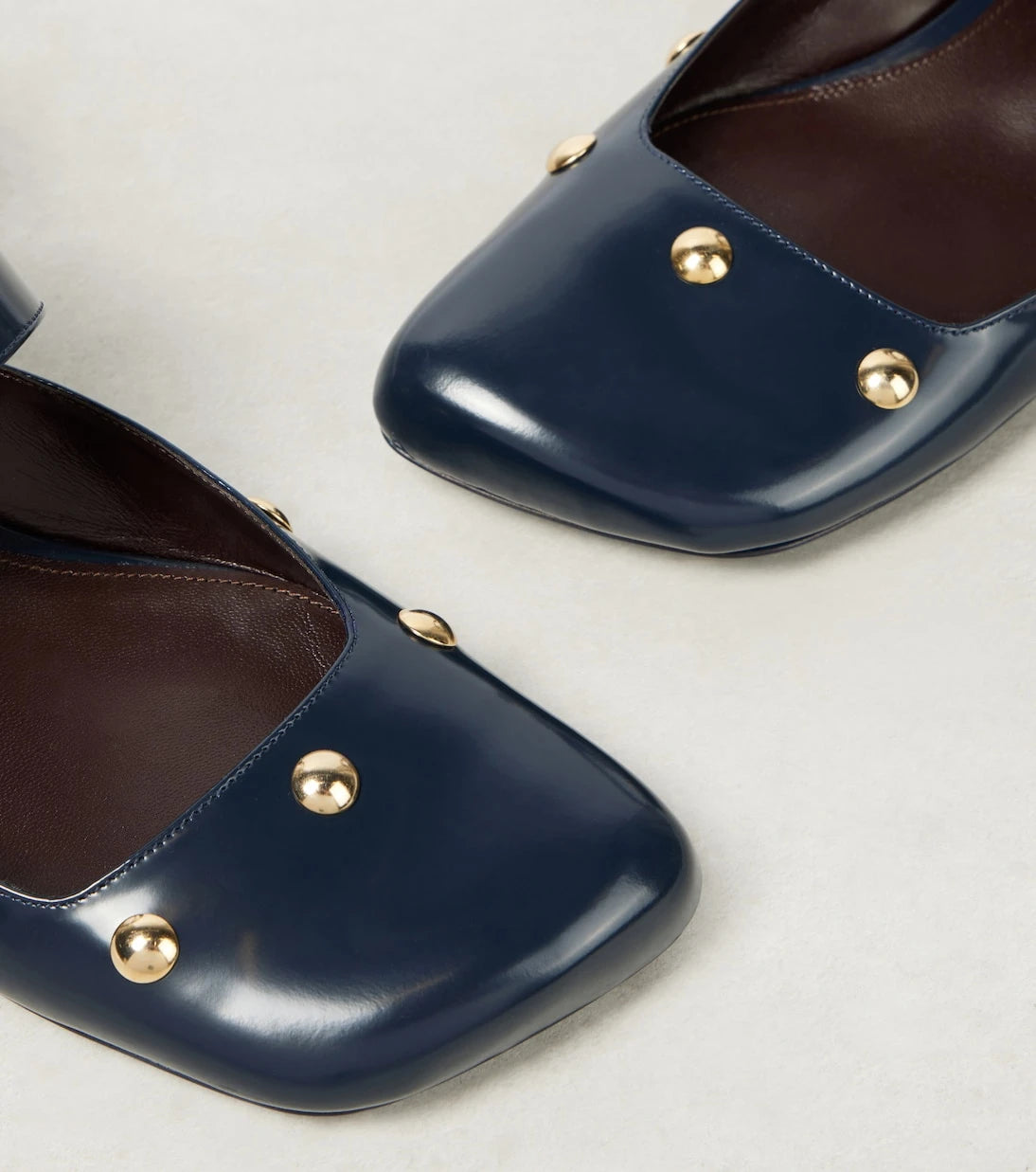 Chloé - Jade studded leather sandals