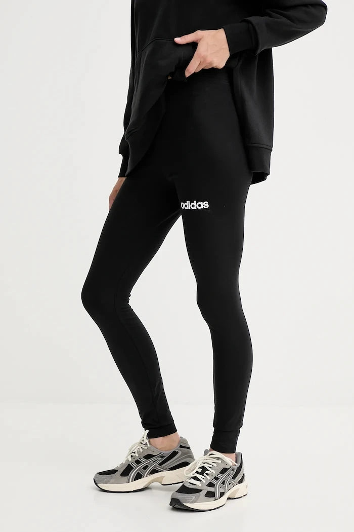 adidas Leisure Takım