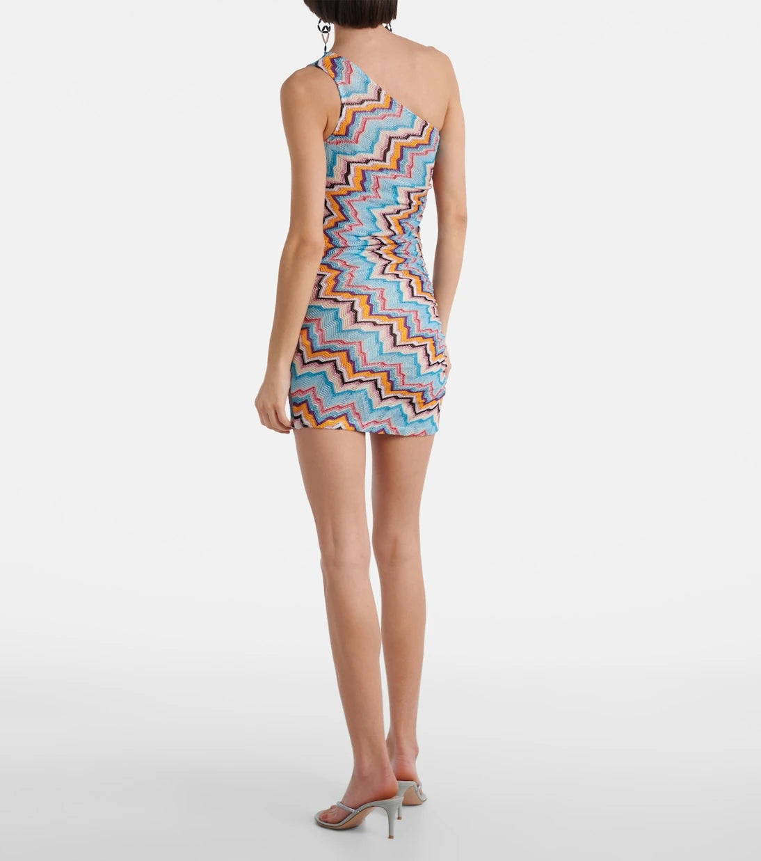 Missoni - غطاء شاطئ لاميه متعرج