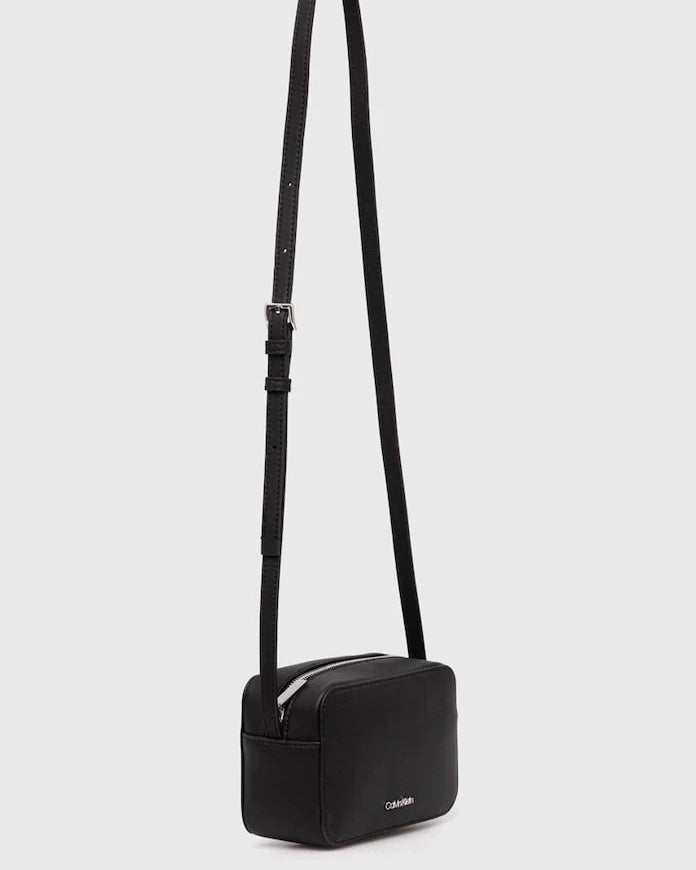 Calvin Klein Çanta