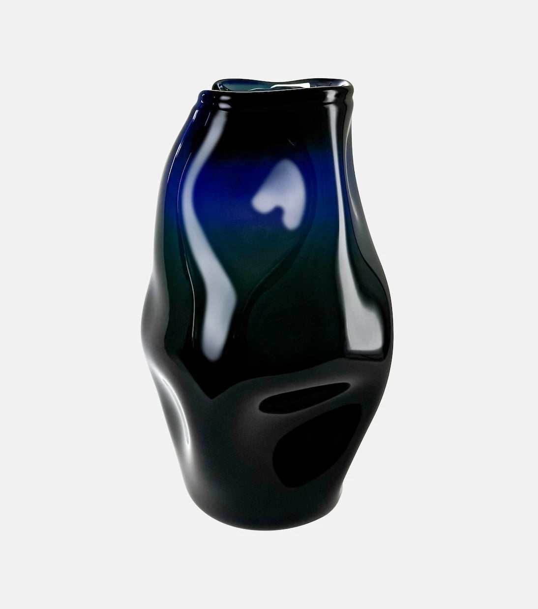 Alexa Lixfeld - Meteorite glass vase