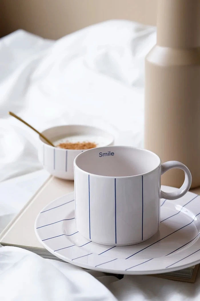 Design Letters Pyjamas jJumbo Cup 400 ml