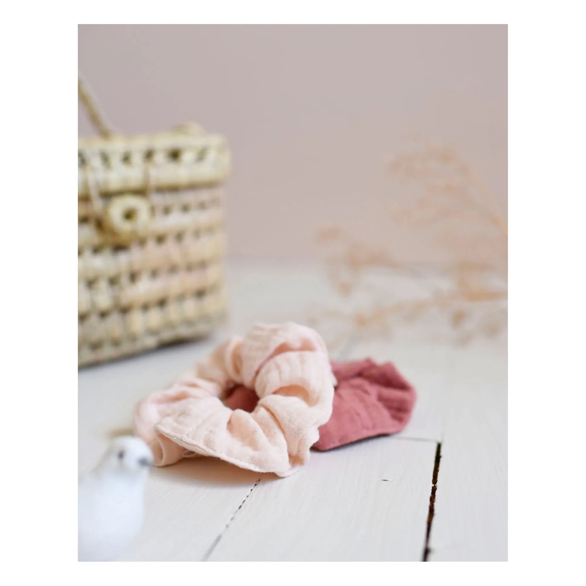 Bachca - Cotton Muslin Scrunchies - Set of 2 | Pink