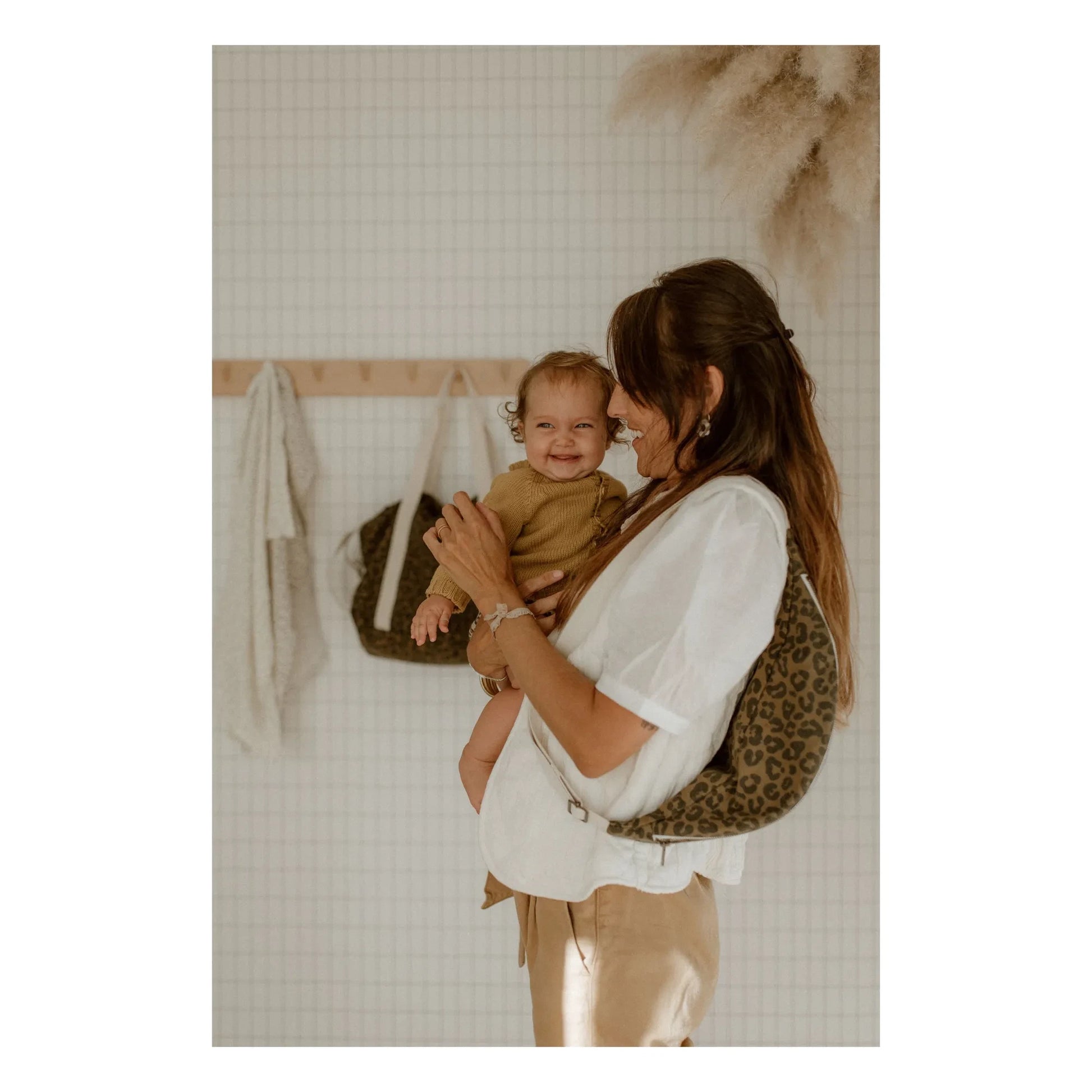 Rose in April - Graou fanny pack | Olive