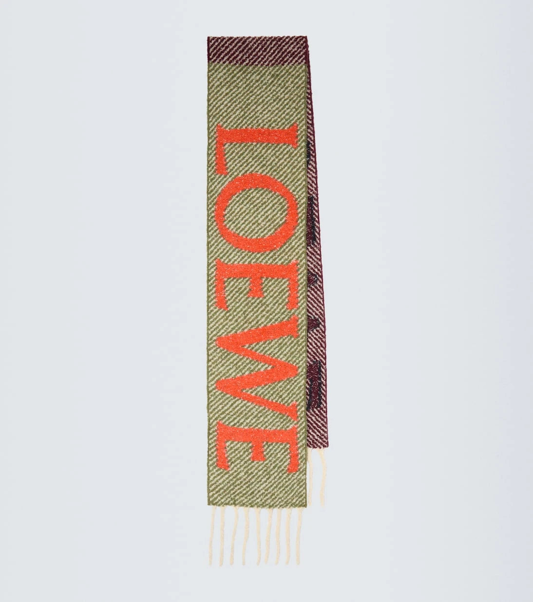 Loewe - وشاح مزين بشعار الماركة ومصنوع من مزيج الألبكة والصوف بحواف مهدبة