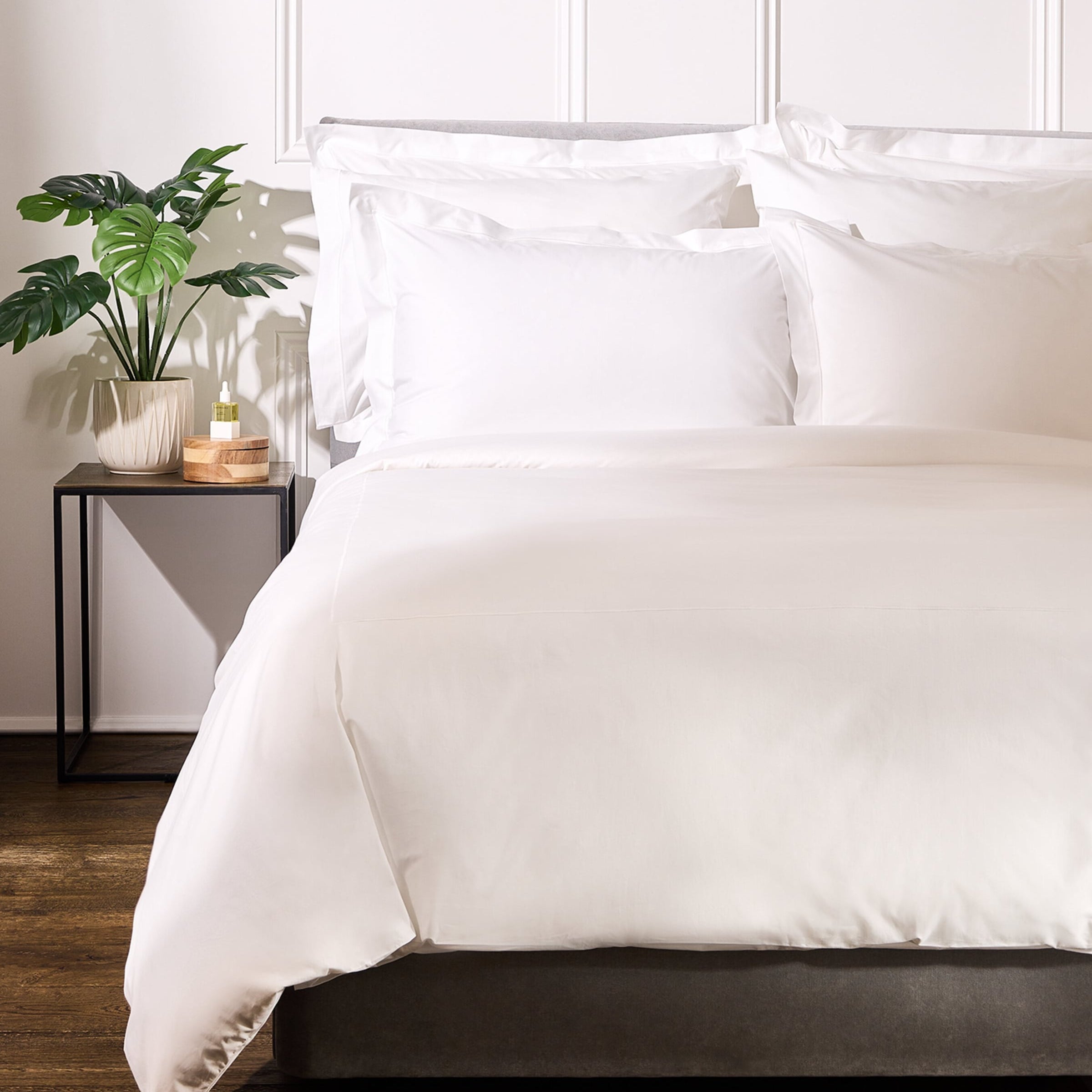 Helmshore Super King Flat Sheet (305cm x 320cm)