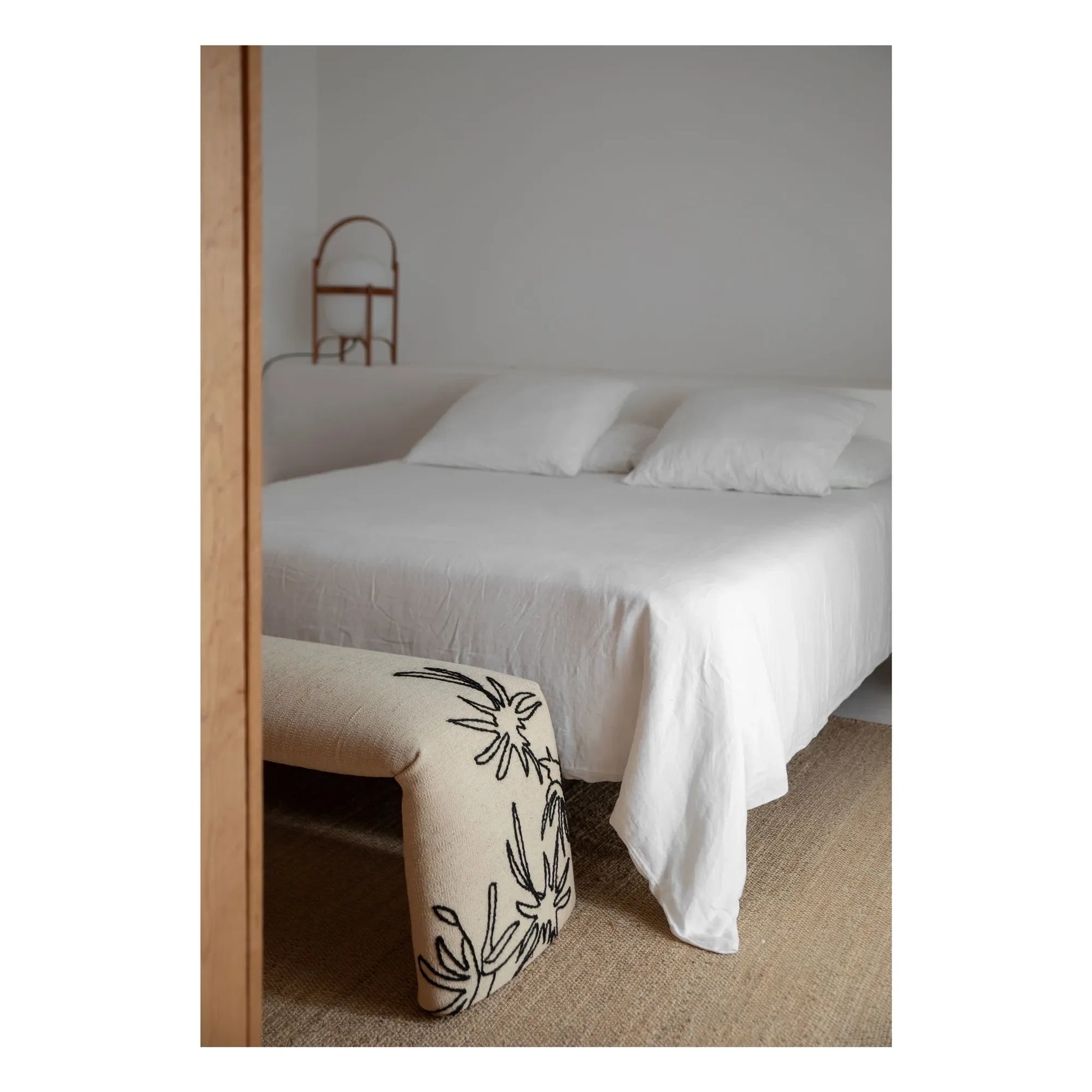 Nanimarquina - Folded Flowers bench, Estudi Manel Molina | Beige