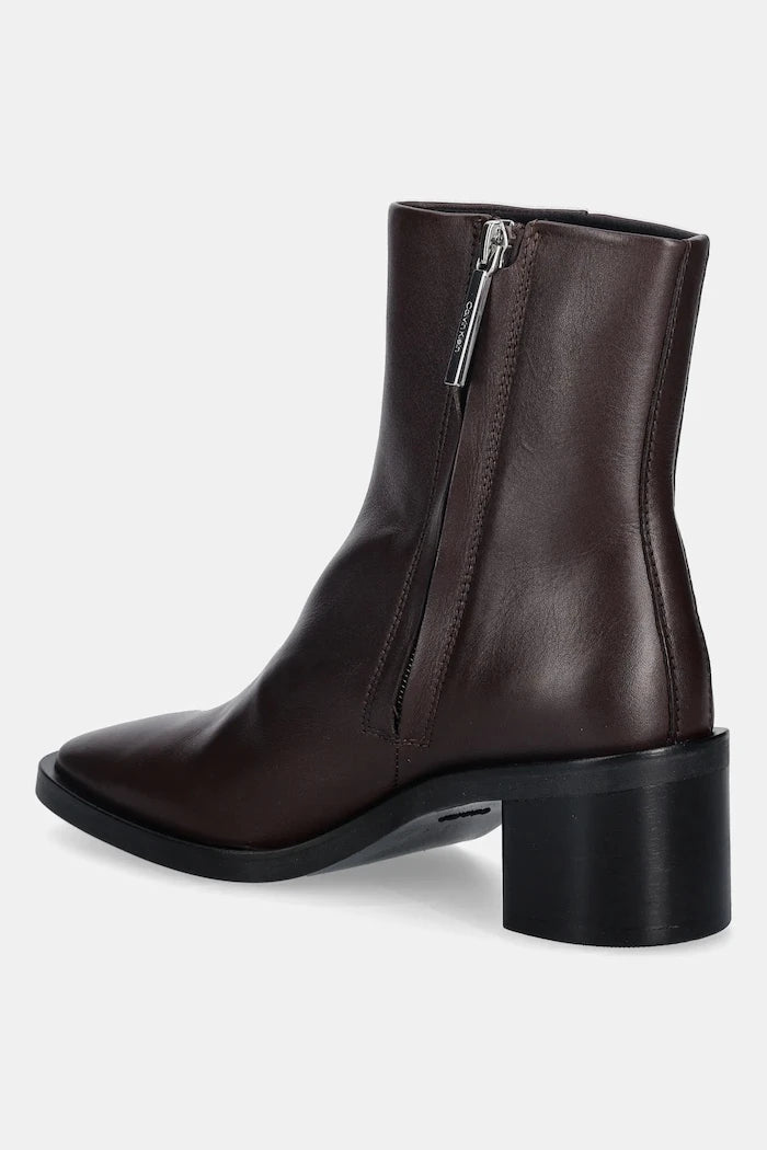 Кожени боти Calvin Klein BLOCK HEEL ZIP BOOT LTH