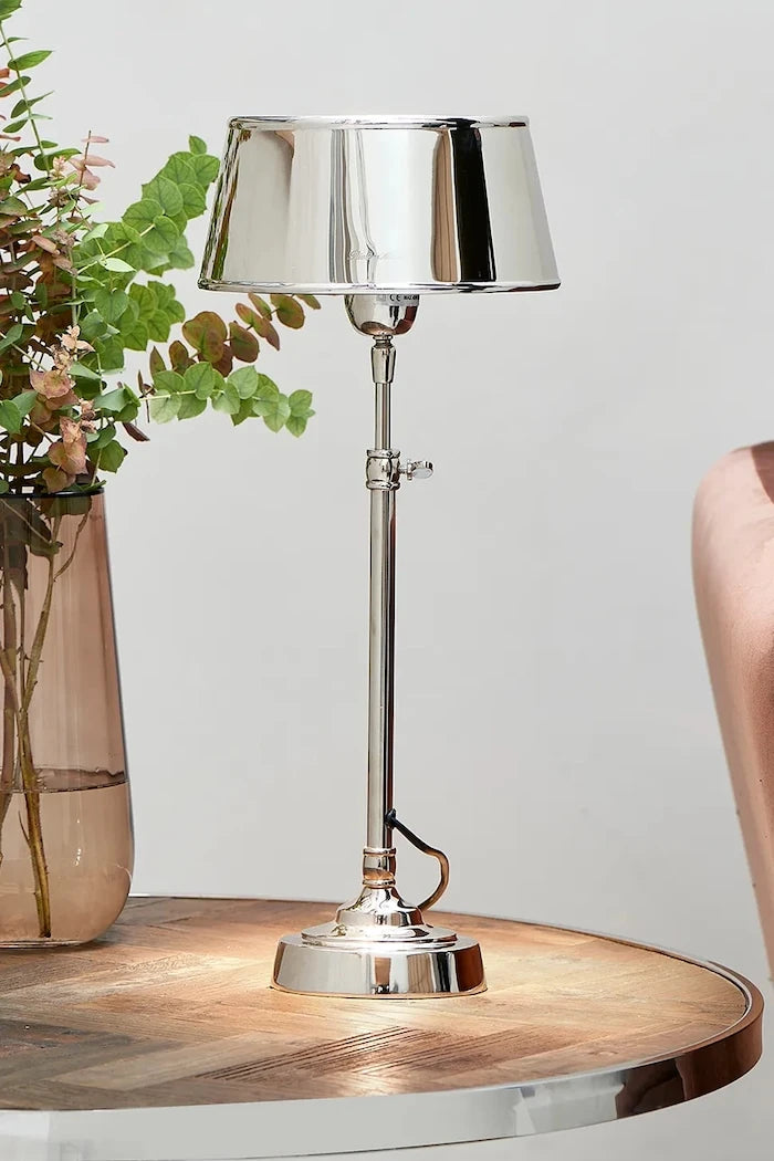 Riviera Maison cilalı metalden masa lambası 48,5 cm