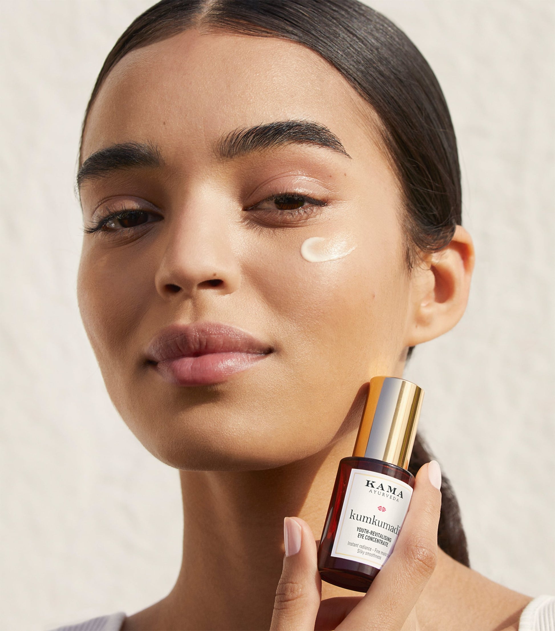 Kumkumadi Youth-Revitalising Eye Concentrate (15ml)