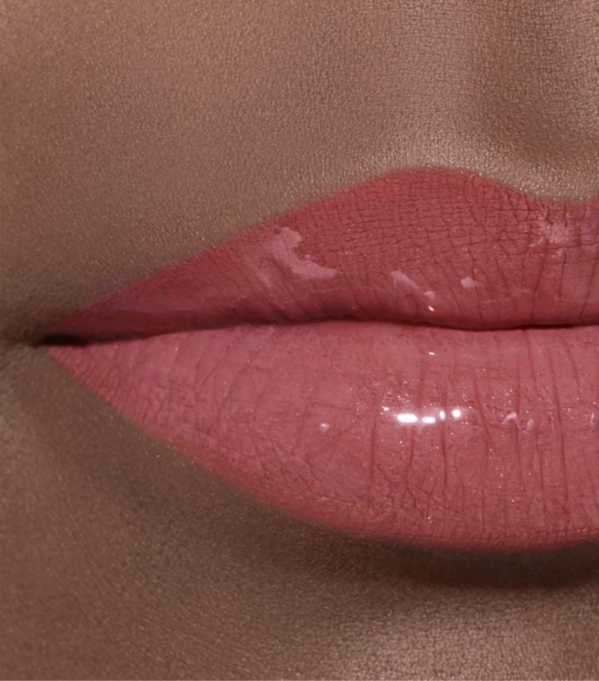 CHANEL Le Rouge Duo Ultra Tenue Liquid Lip Colour