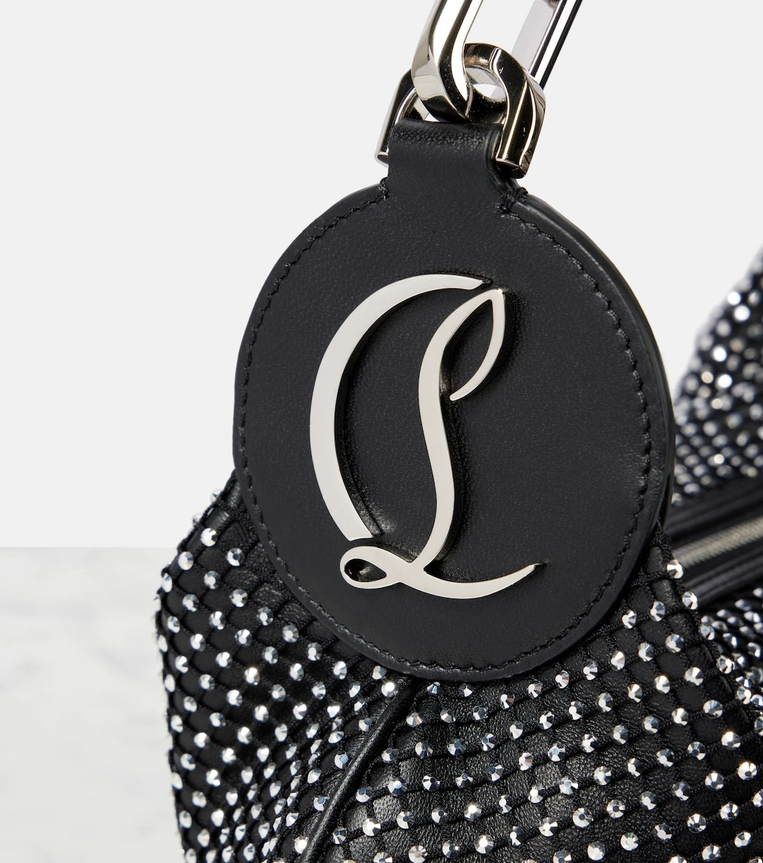 Christian Louboutin - حقيبة كتف Le 54 من الجلد المزدان بالزخارف
