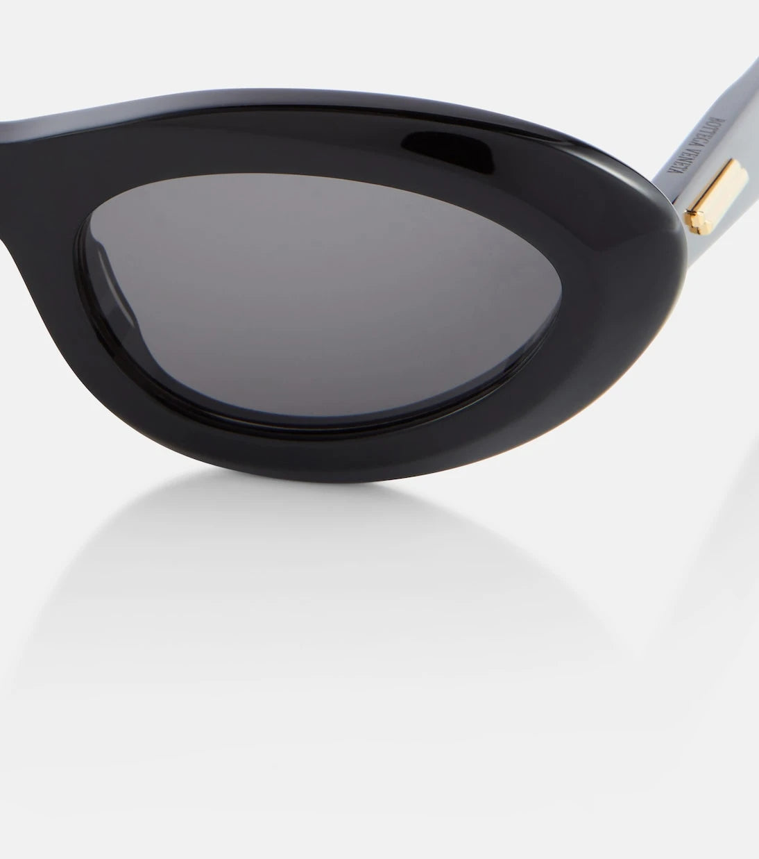 Bottega Veneta - Bombe oval sunglasses