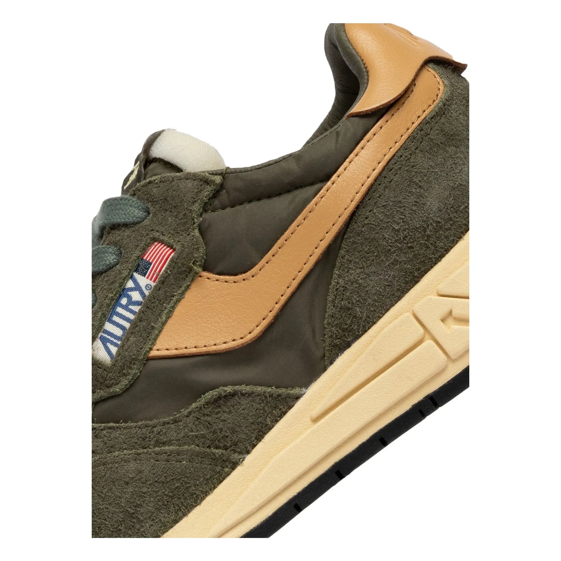 Autry - Baskets Reelwind Low Bicolore Suède | Khaki