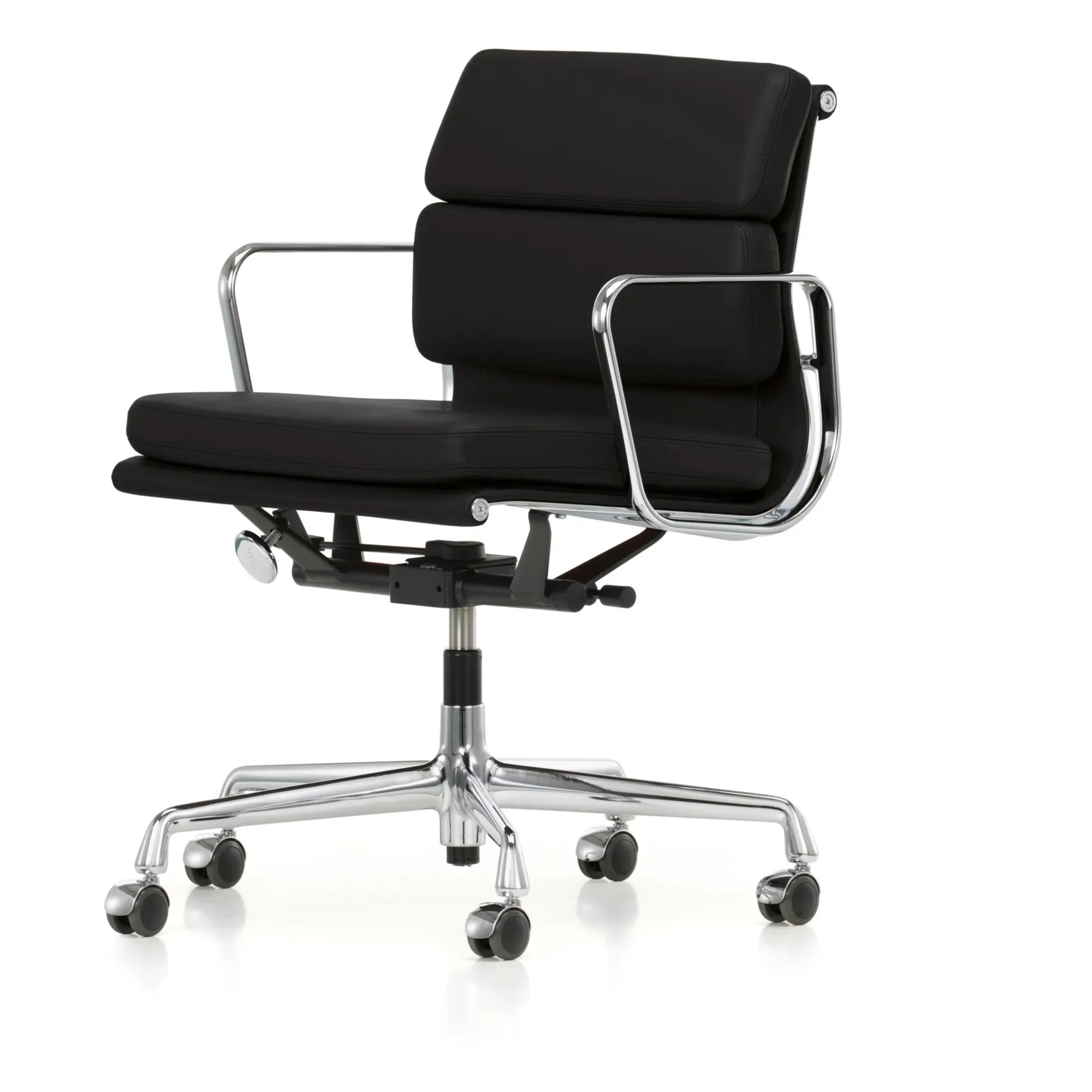 Vitra - EA 217 Leather Soft Pad Chair | Black