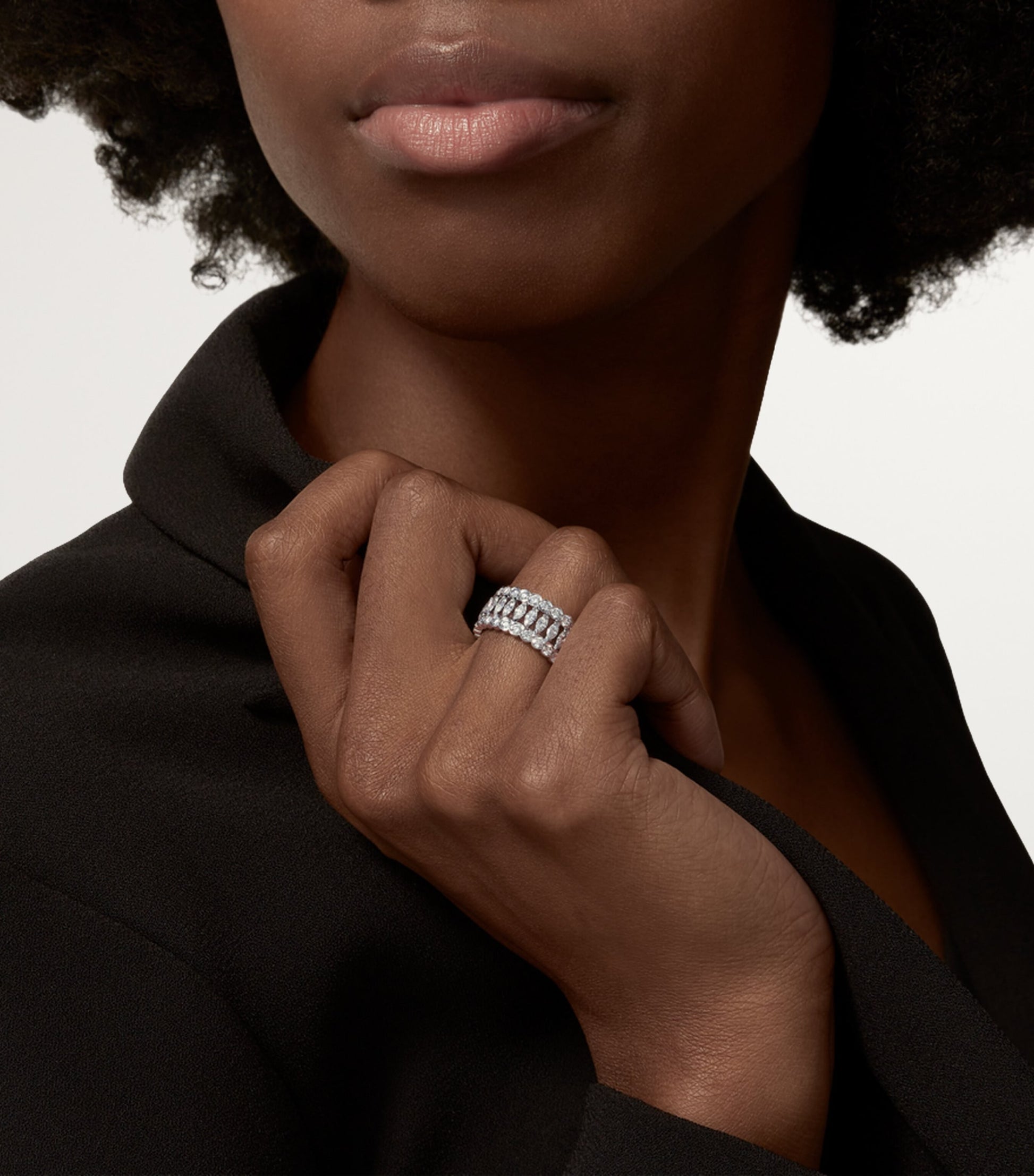 Cartier White Gold and Diamond Broderie de Cartier Ring