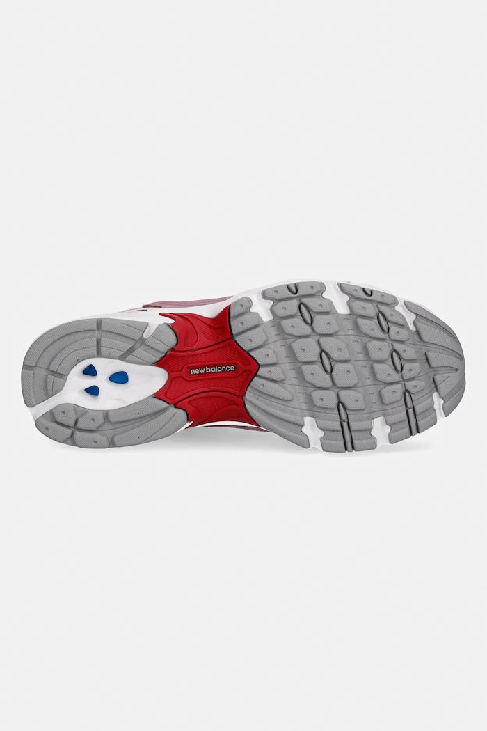 New Balance 530 Маратонки женски
