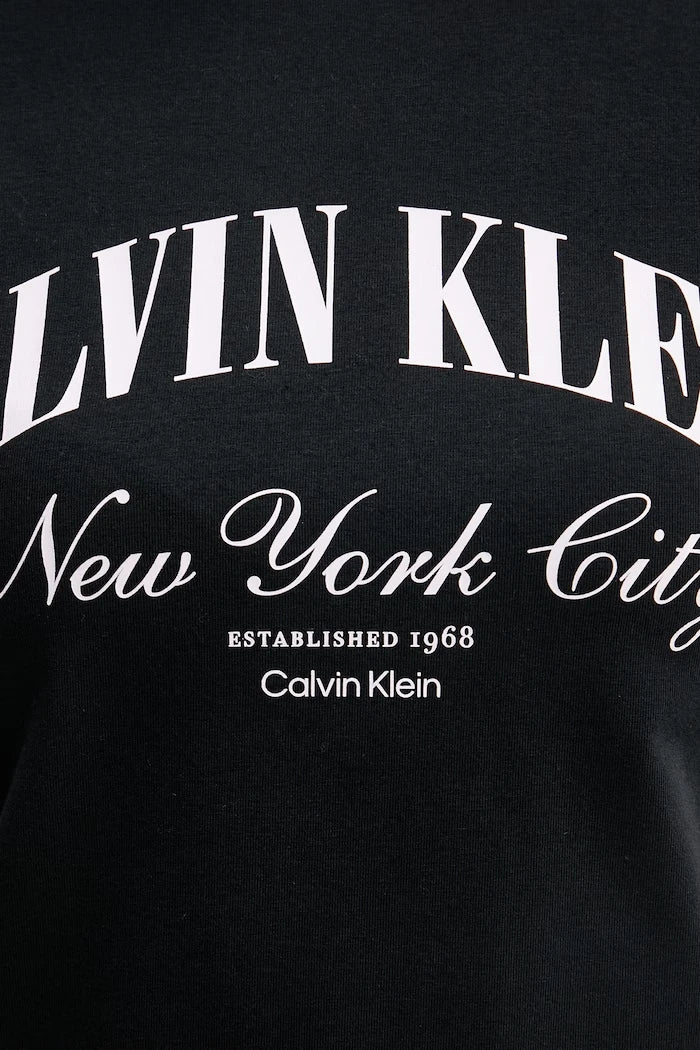 Calvin Klein Jeans pamuk ve elastan kadın tişörtü