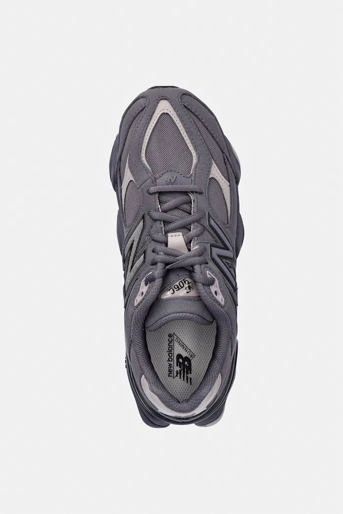 New Balance 9060 маратонки за деца