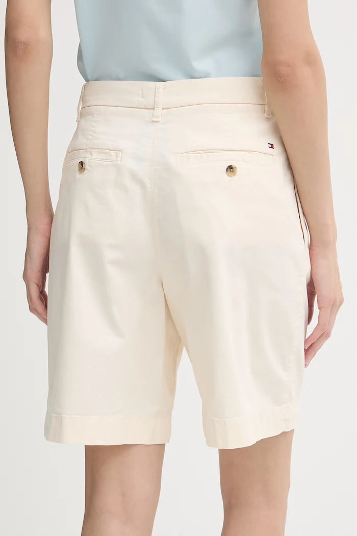 Tommy Hilfiger Kadın pamuklu chino şort