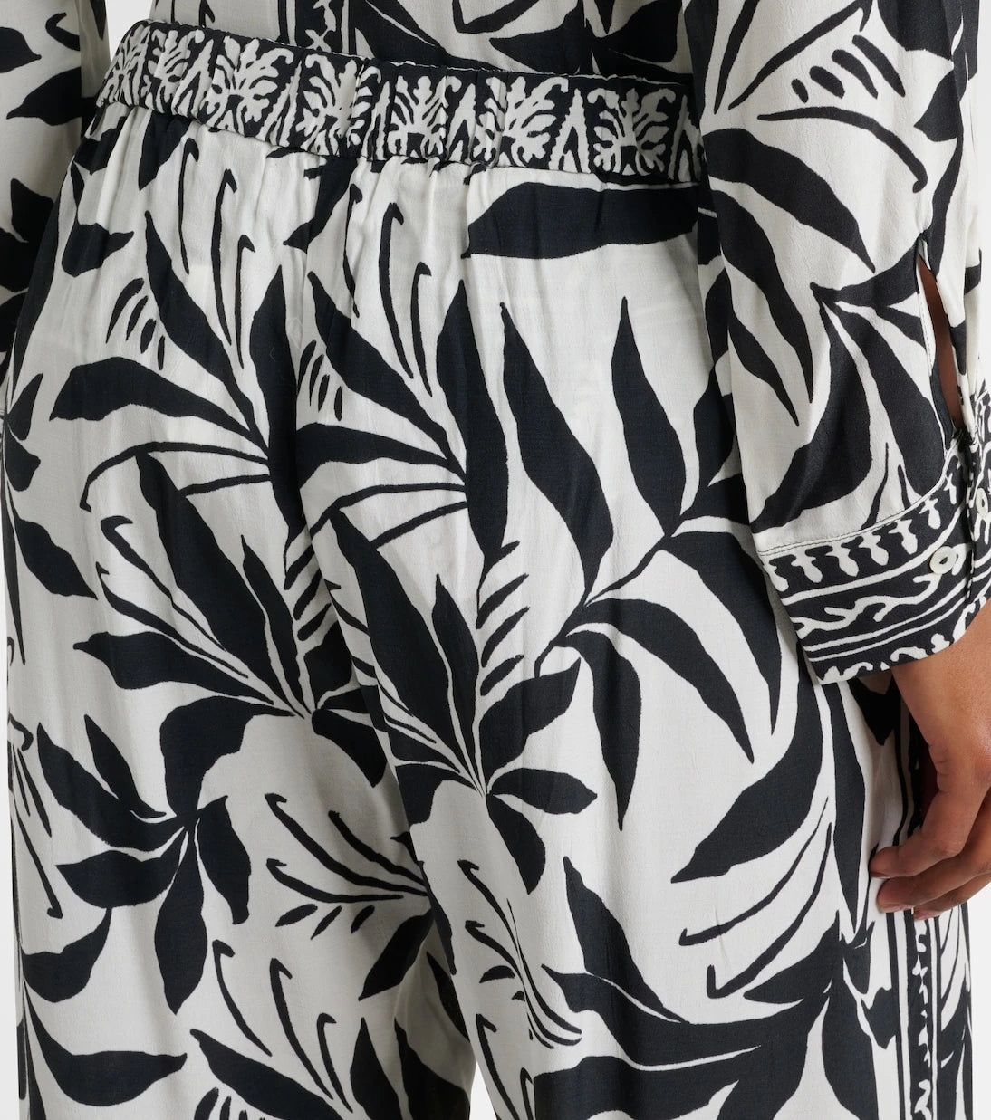 Velvet - Claudia printed palazzo pants