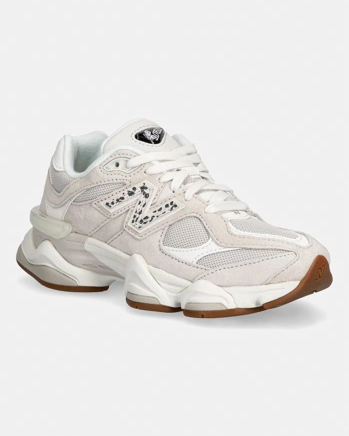 New Balance 9060 Kadın Spor Ayakkabı