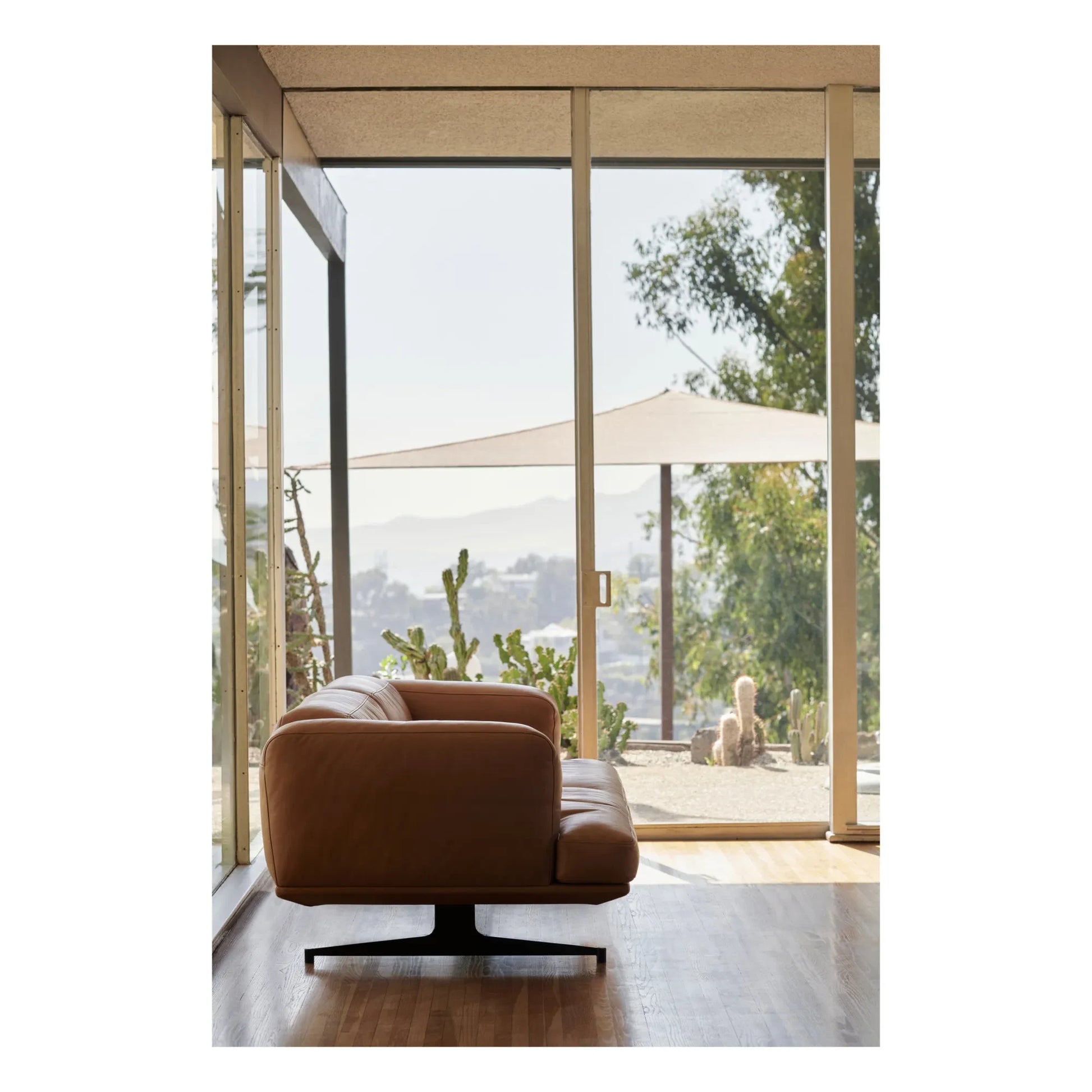 & Tradition - Inland AV22 sofa in fine leather | Cognac